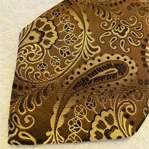 Brand New Trendy Business Tie By FERRE